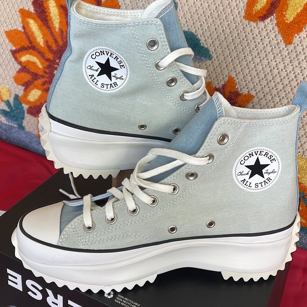 Converse 171894C
RUN STAR HIKE HI
BLUE/VINTAGE WHITE/BLACK
Women’s platforms - Picture 11 of 16